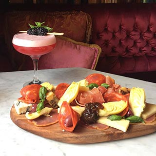 €100 Peruke & Periwig Voucher image