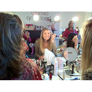 Make-Up Only Course image
