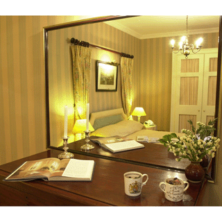 Night in the The Lily Room image