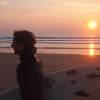 Weekend Surf Break image
