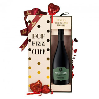 T&F Moet Gift image